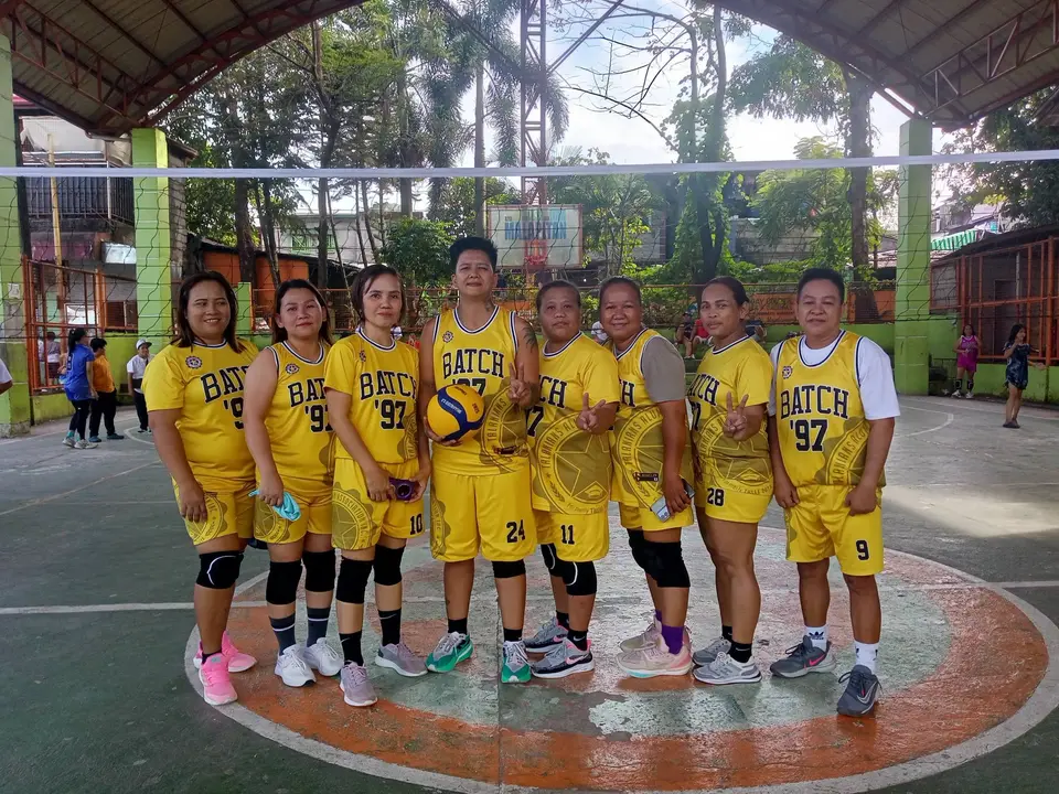 Talanians alumni volleyball game during the 2025 Sports Fest, photo 10